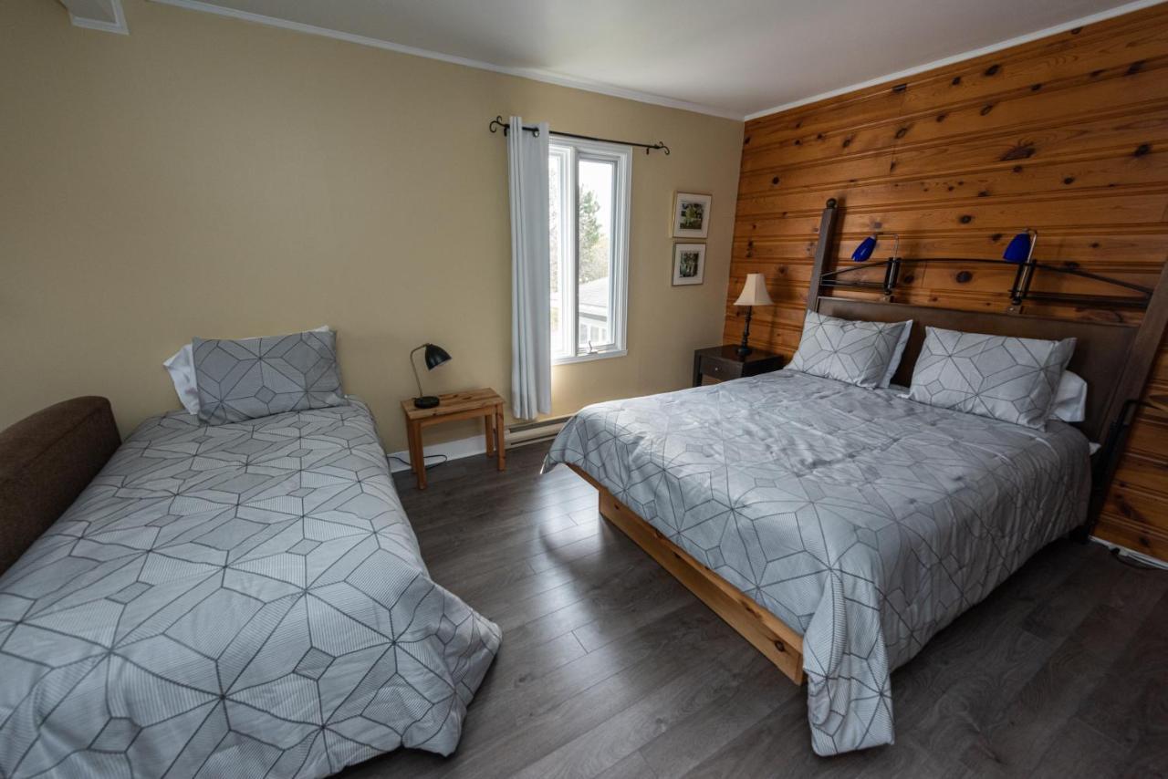 Auberge Beausejour Les Eboulements Екстер'єр фото