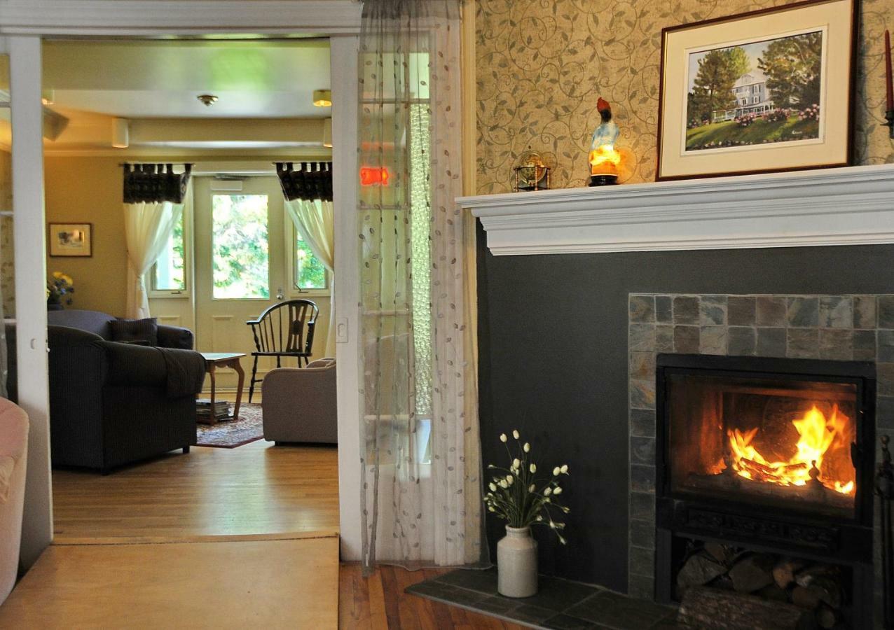 Auberge Beausejour Les Eboulements Екстер'єр фото