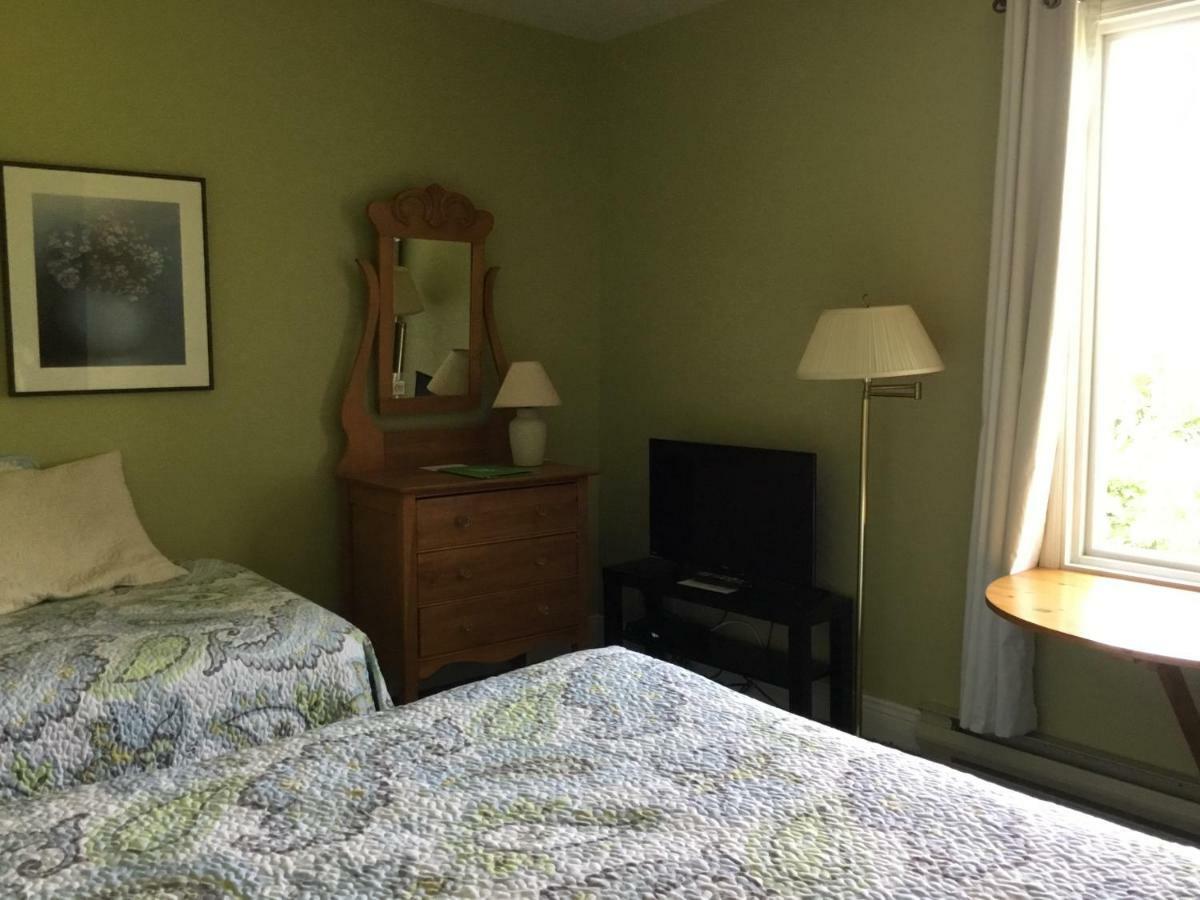 Auberge Beausejour Les Eboulements Екстер'єр фото